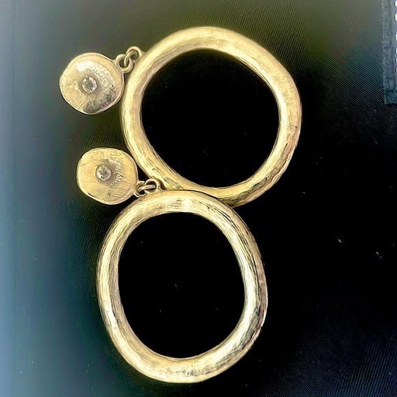 pair of gorgeous large statement hoop dangle earrings - like new - Picture 5 of 5